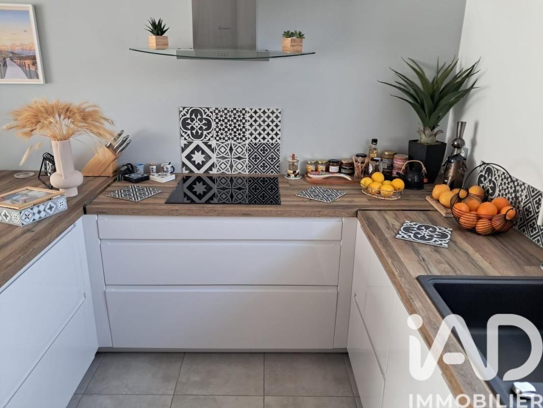 Maison 4 Pièce(s) Lesperon