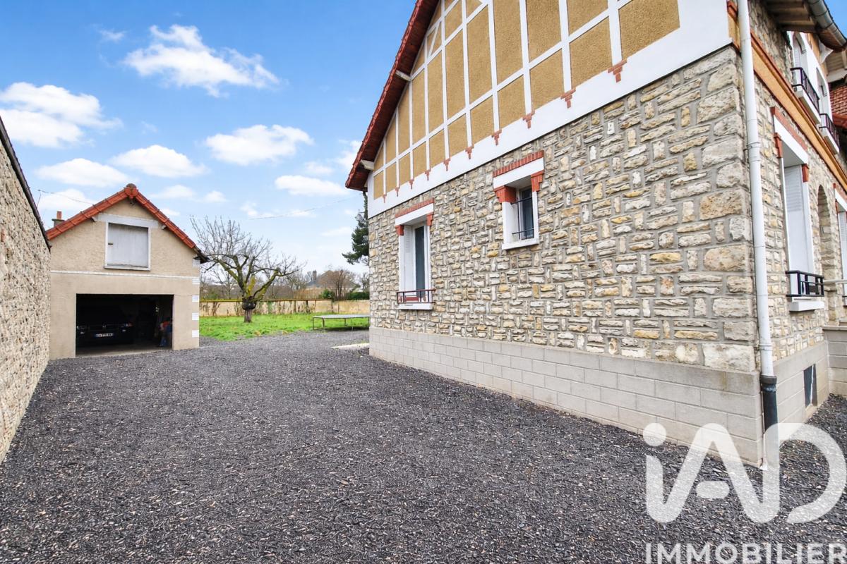 Maison 5 Pièce(s) Le Malesherbois