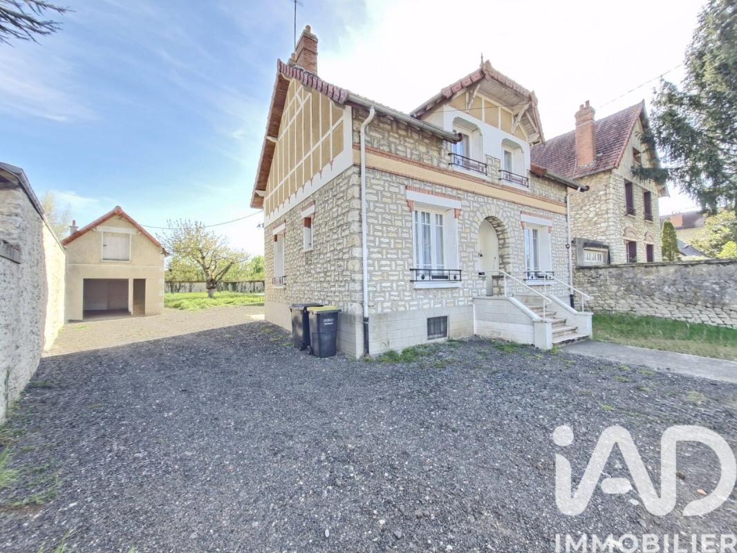 Maison 5 Pièce(s) Le Malesherbois
