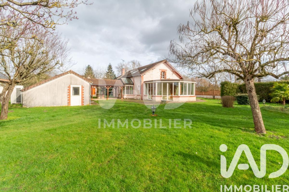 Maison 9 Pièce(s) Beauchamps-sur-Huillard - Photo 1