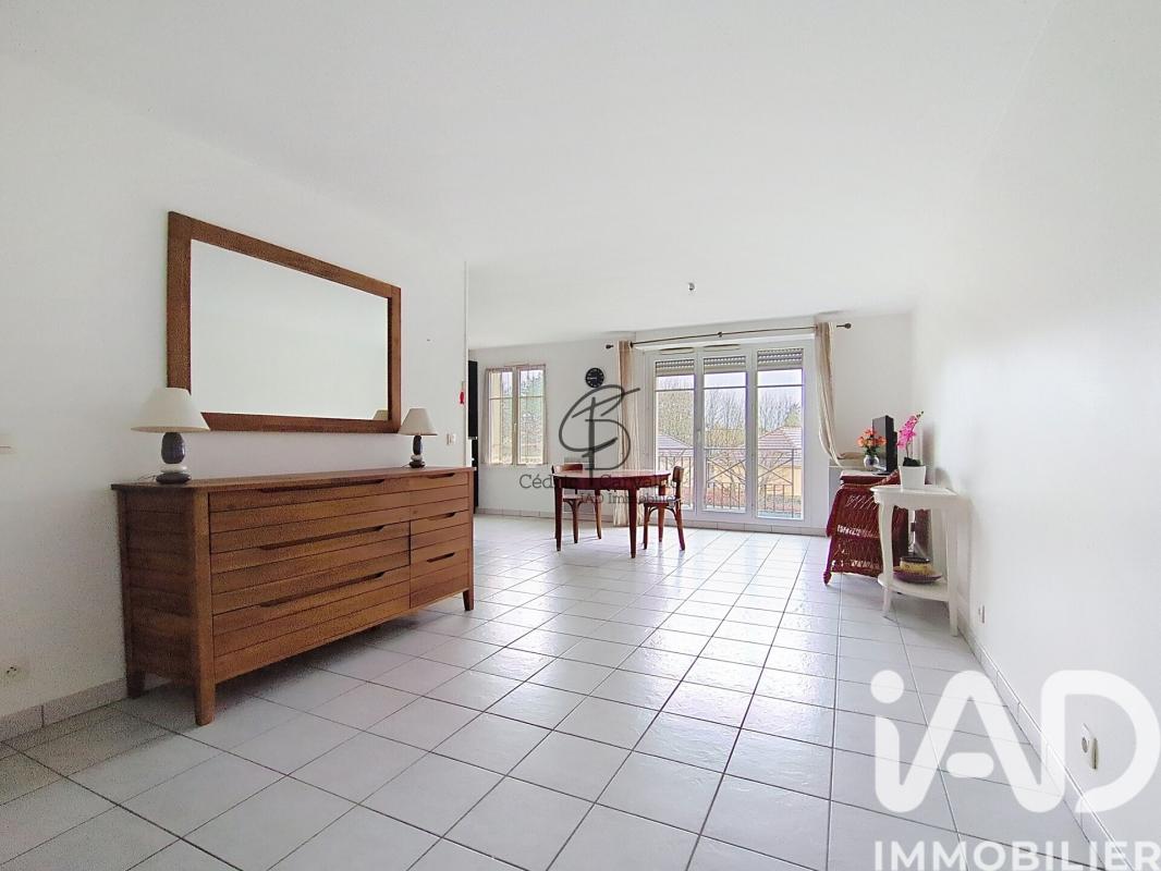 Appartement 3 Pièce(s) Roissy-en-Brie