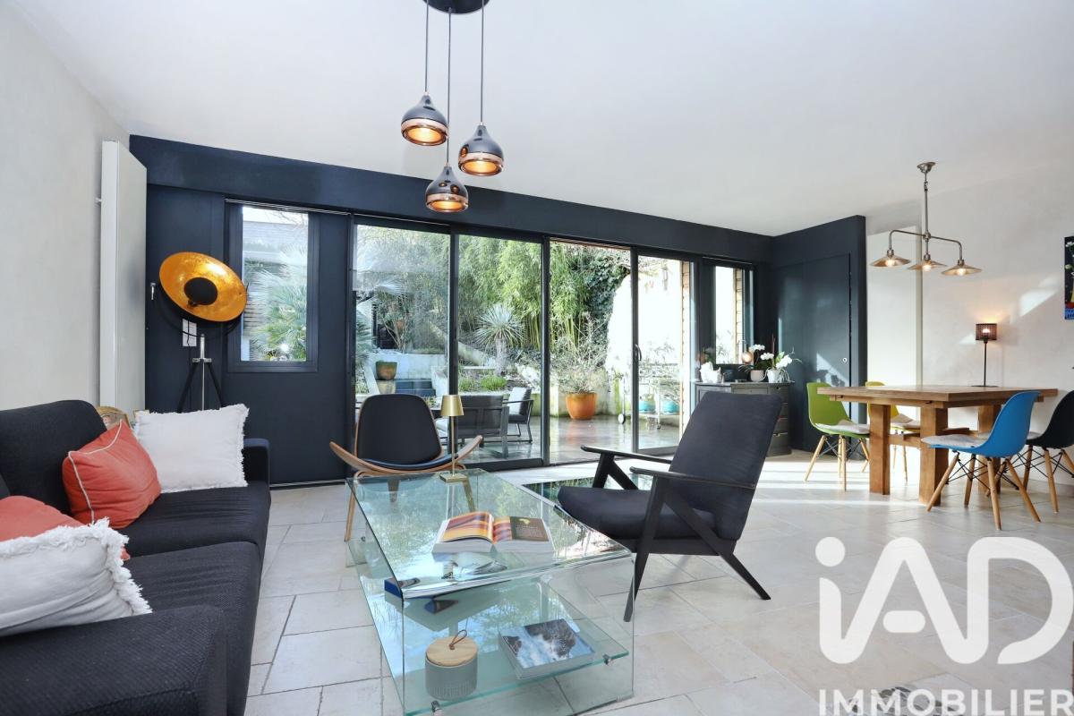 Maison d'architecte 8 Pièce(s) Bouguenais