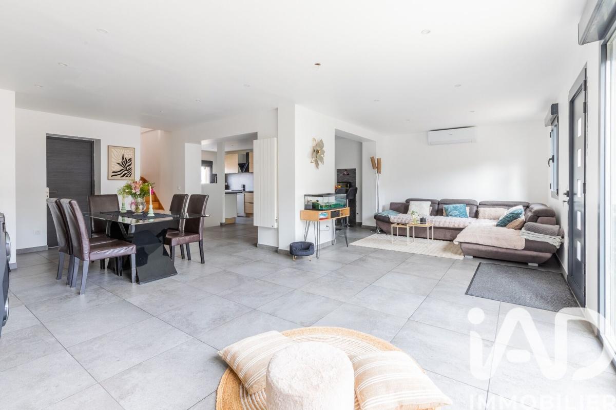 Maison 6 Pièce(s) Villeneuve-Saint-Georges