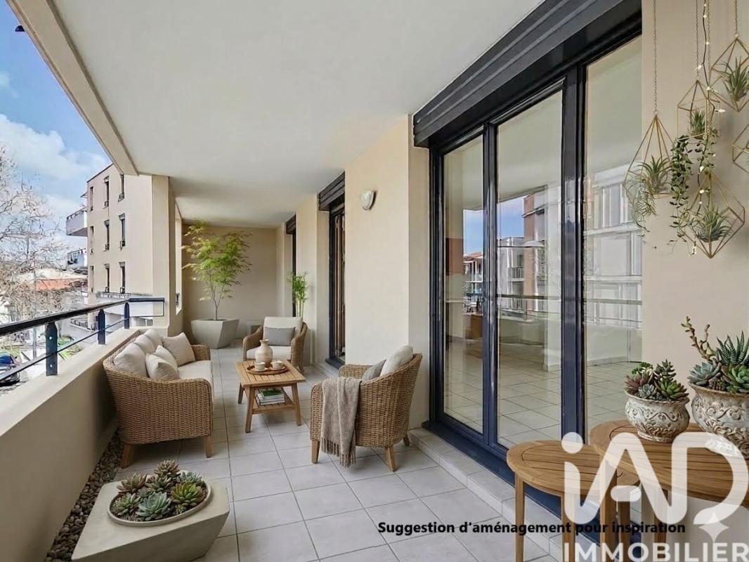 Appartement 4 Pièce(s) Sathonay-Camp