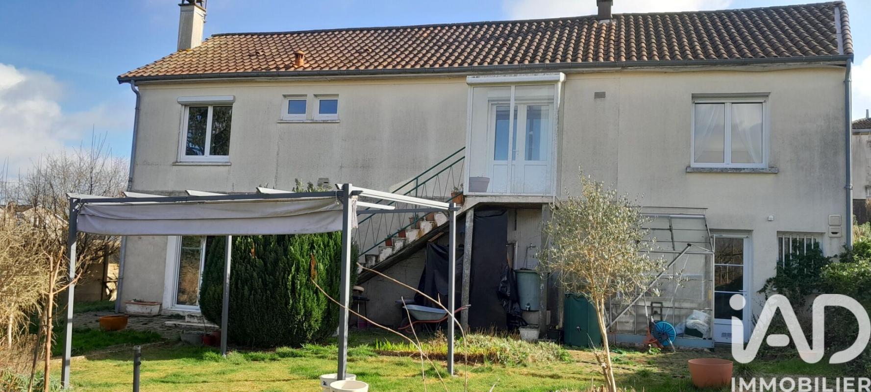 Pavillon 7 Pièce(s) La Chapelle-Saint-Laurent