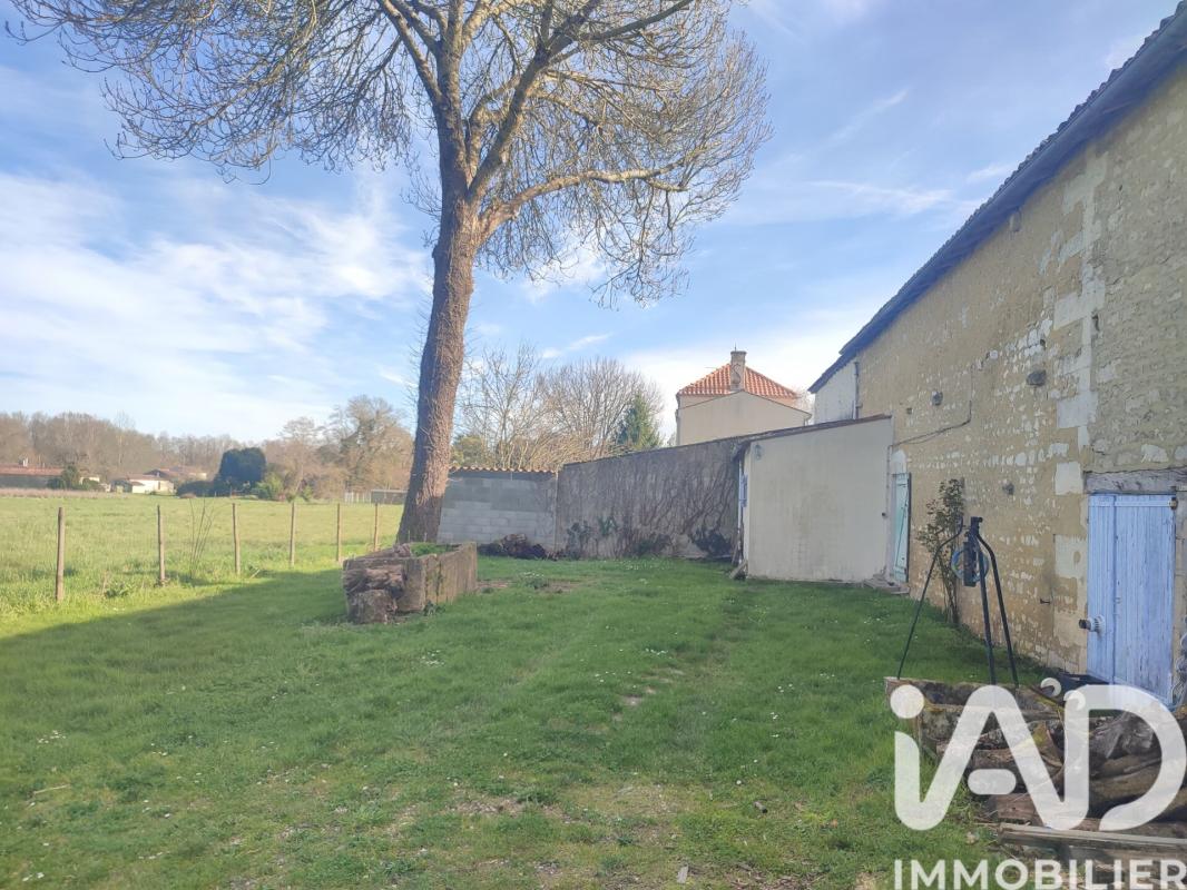 Maison 3 Pièce(s) Cognac