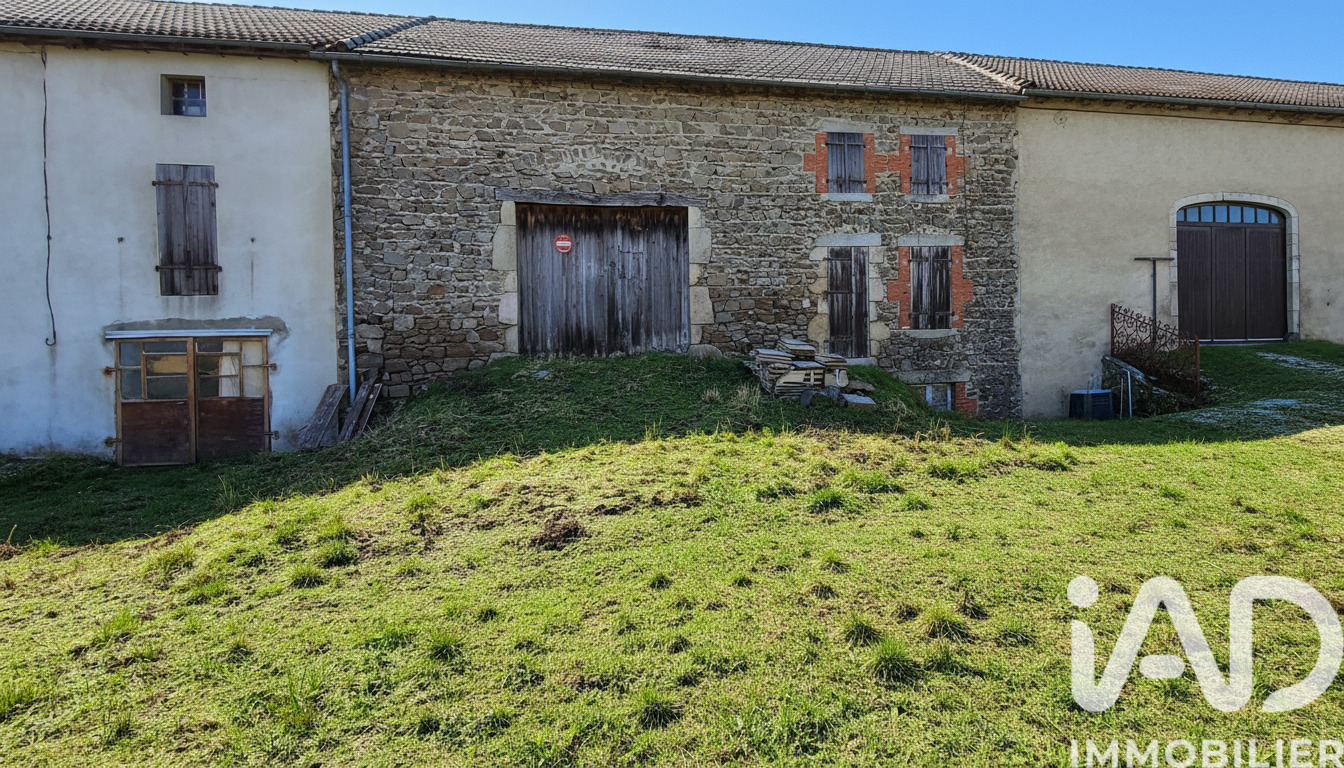 Maison de village 5 Pièce(s) Saint-Pierre-du-Champ