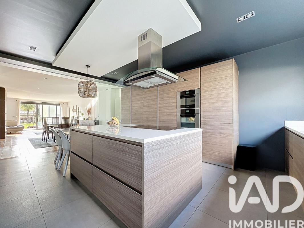 Maison 7 Pièce(s) Nanterre