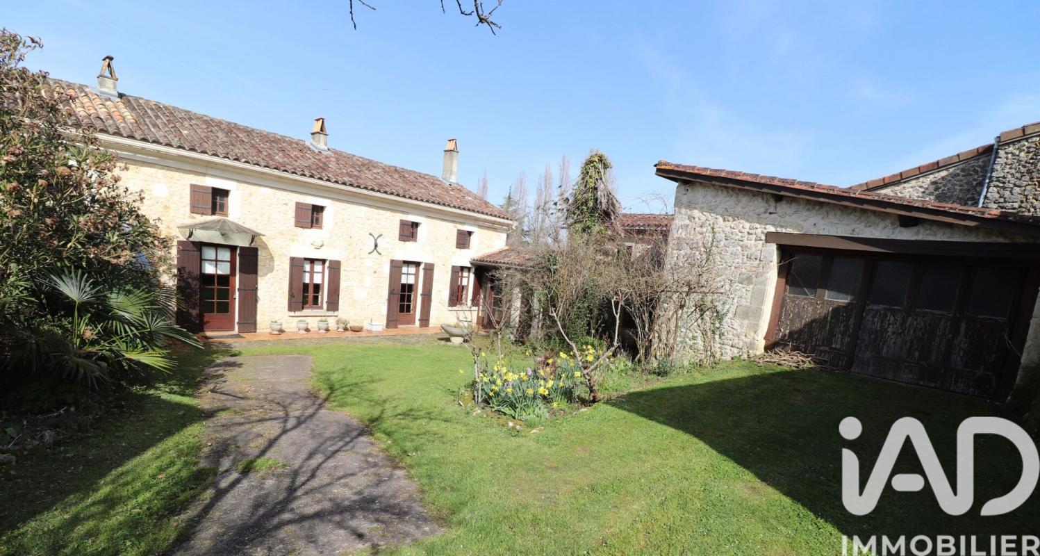 Maison 8 Pièce(s) Montguyon