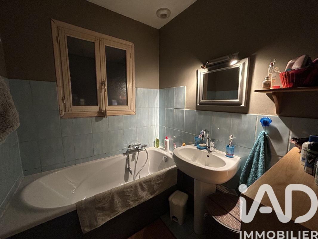 Maison 3 Pièce(s) Saint-Georges-de-Poisieux