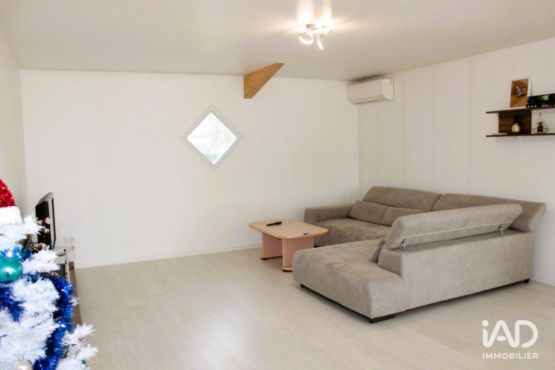 Maison 8 Pièce(s) Donnezac