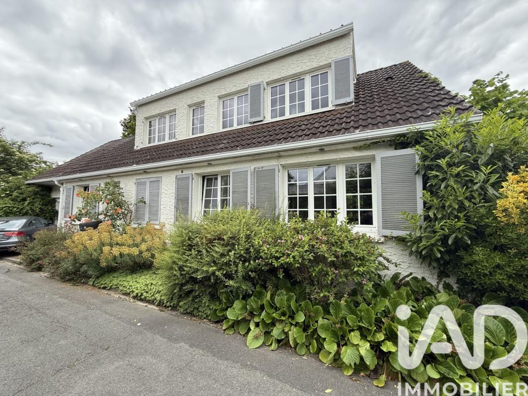 Maison 7 Pièce(s) Le Mée-sur-Seine