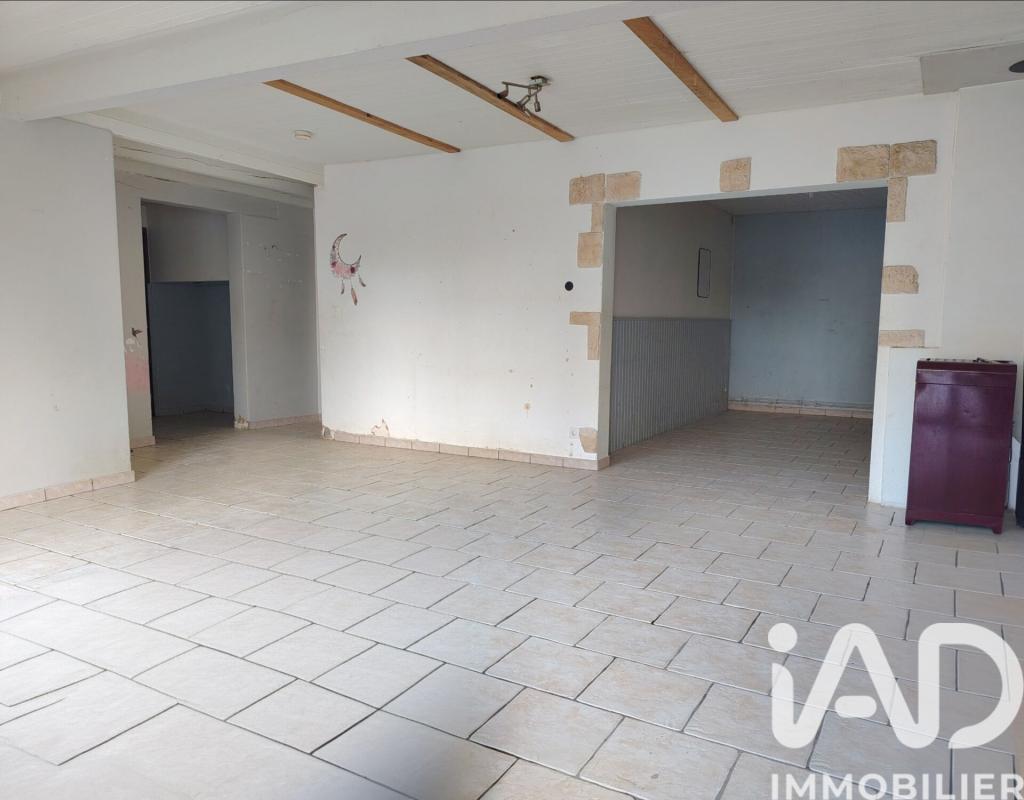 Maison 7 Pièce(s) Sigogne - Photo 3