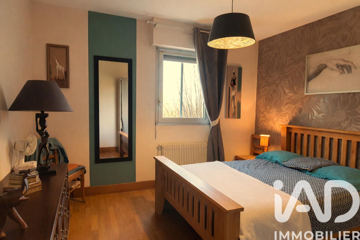 Maison 8 Pièce(s) Cherves-Châtelars - Photo 12