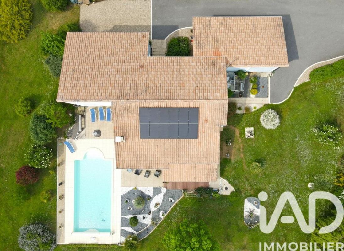 Maison 8 Pièce(s) Cherves-Châtelars - Photo 18