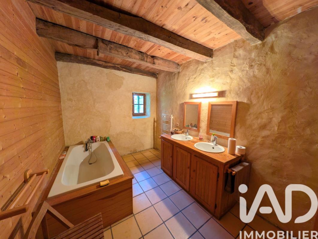 Maison 11 Pièce(s) Saint-Étienne-d'Orthe - Photo 11