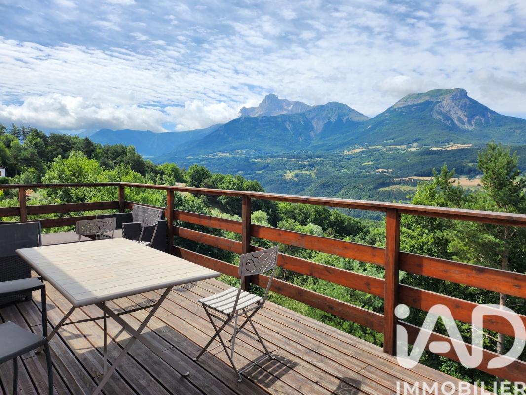 Maison 6 Pièce(s) La Salle-en-Beaumont