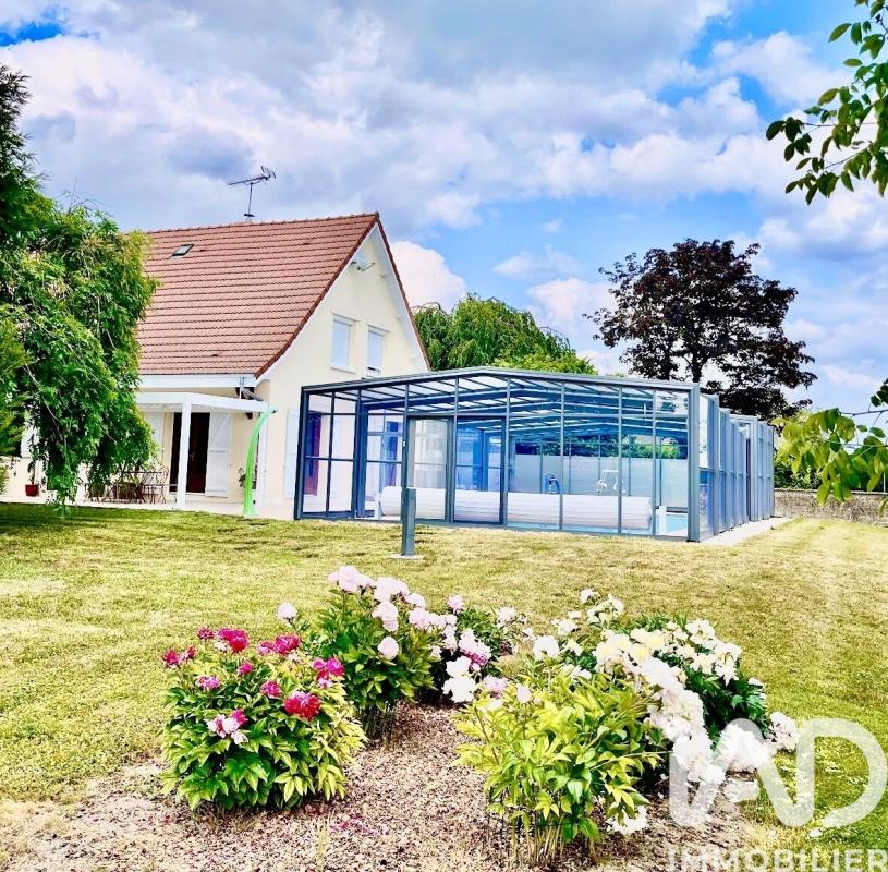 Maison 9 Pièce(s) Blancs-Coteaux