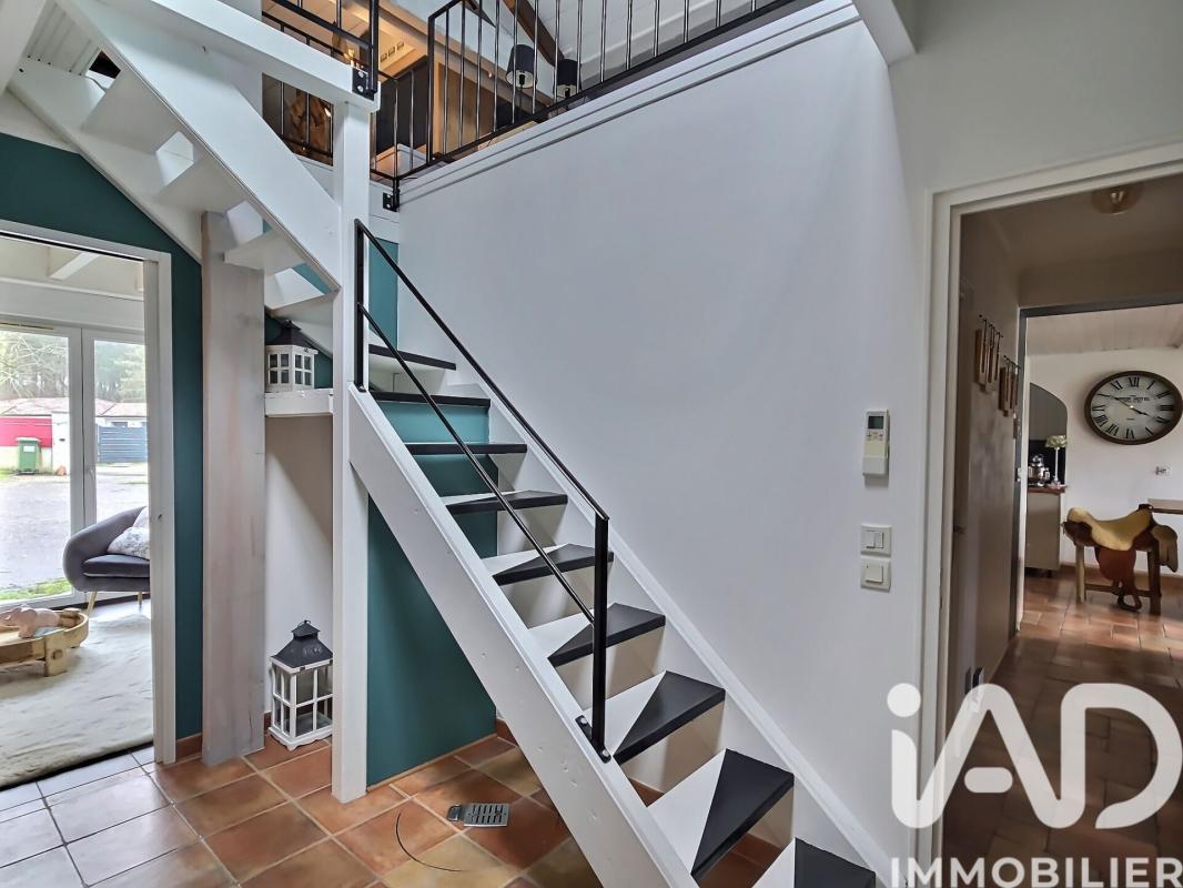 Maison 4 Pièce(s) Salles