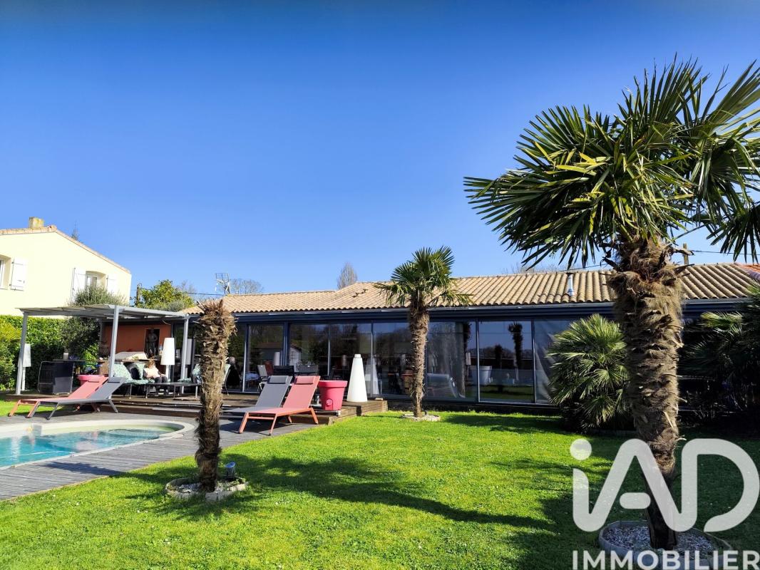 Maison traditionnelle 7 Pièce(s) Bourgneuf