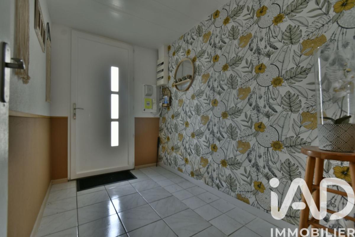 Maison de ville 4 Pièce(s) Saint-Just-en-Chaussée