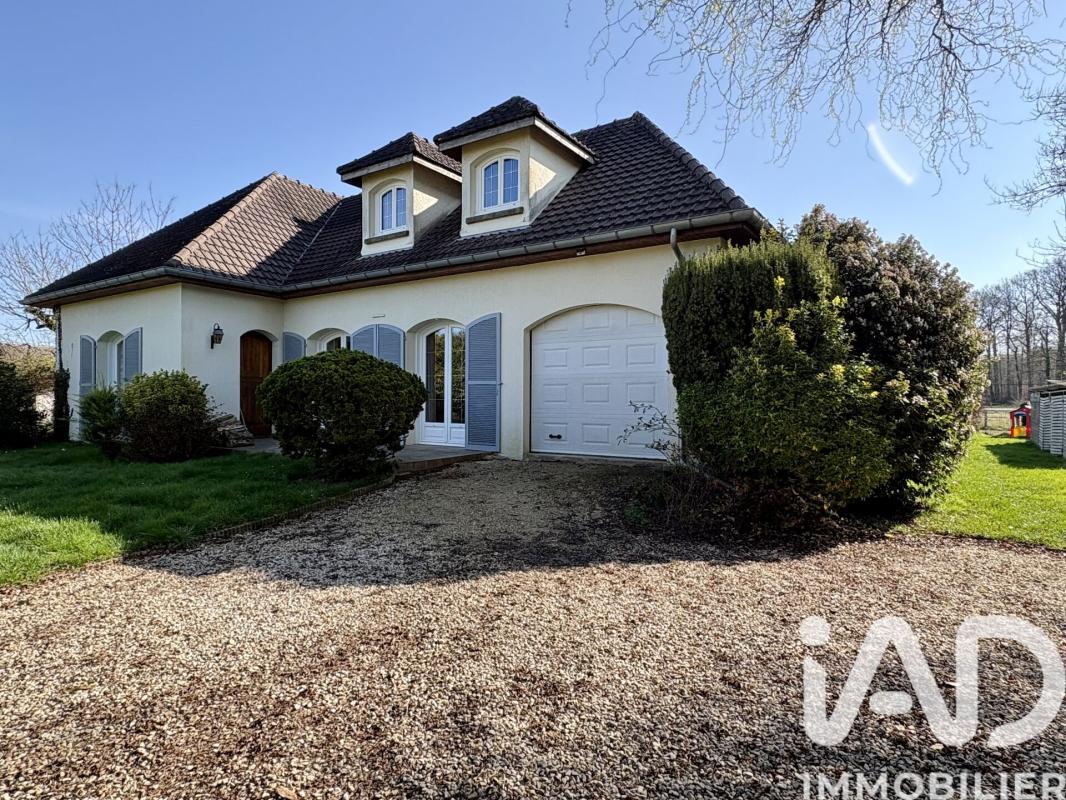 Maison 9 Pièce(s) Cormost