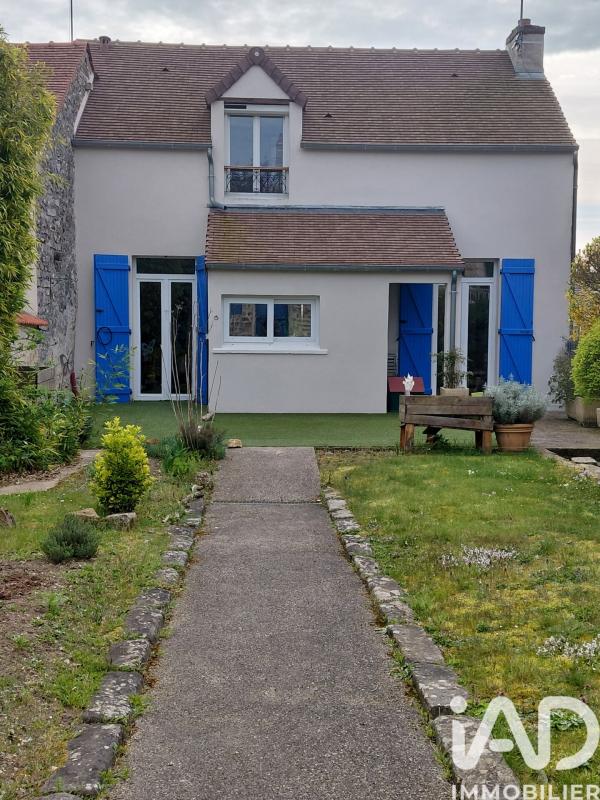 Maison 5 Pièce(s) La Ferté-Alais