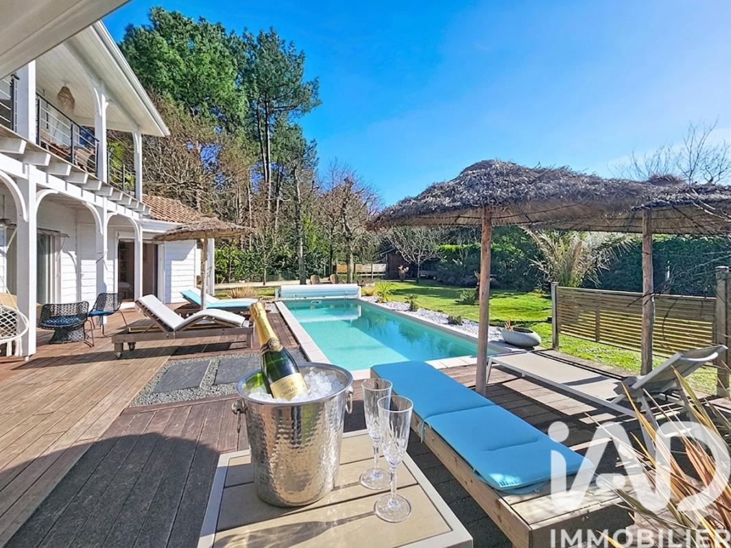 Maison 8 Pièce(s) Gujan-Mestras