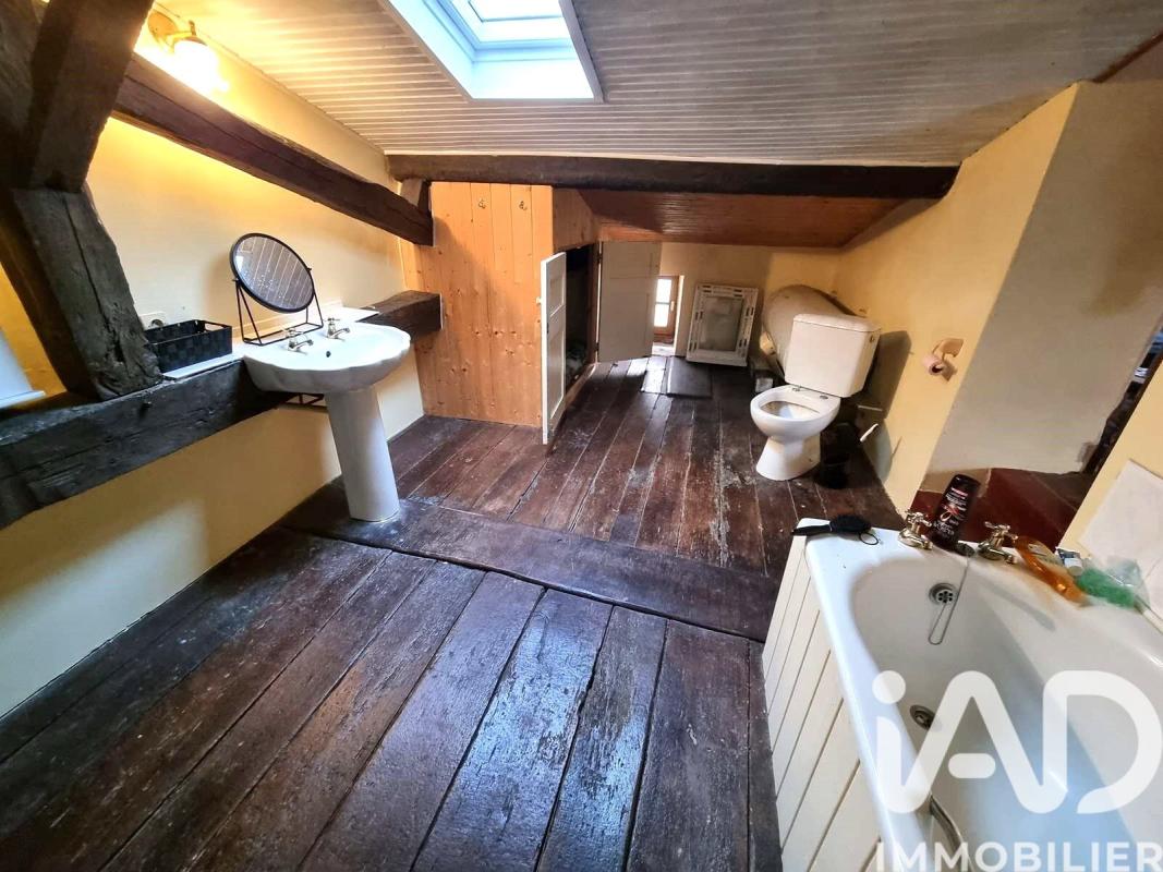Maison 5 Pièce(s) Saint-Loup-Lamairé - Photo 10