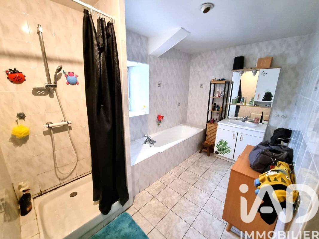 Maison de village 9 Pièce(s) Thénezay