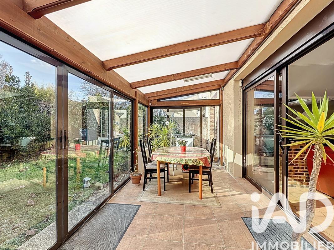 Maison 6 Pièce(s) Menucourt
