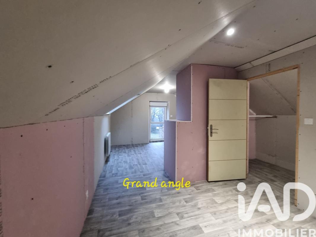 Maison 4 Pièce(s) Val d'Erdre-Auxence