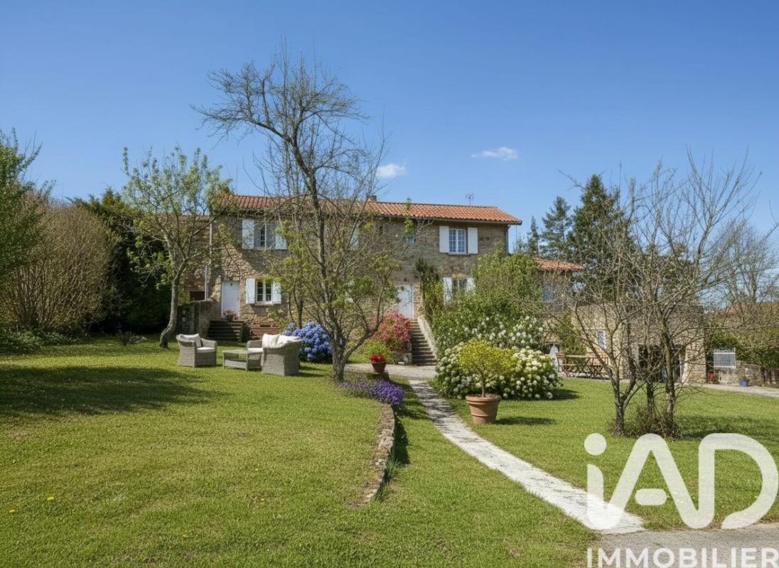 Demeure 5 Pièce(s) Dommartin