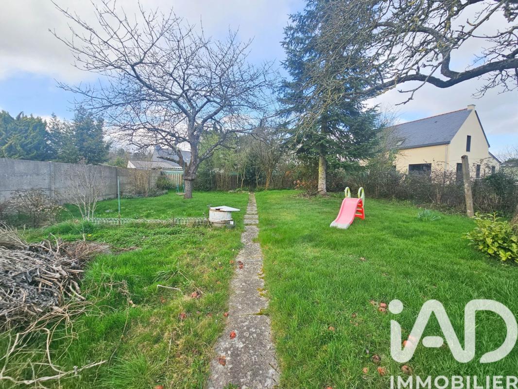 Maison 7 Pièce(s) Saint-Méen-le-Grand