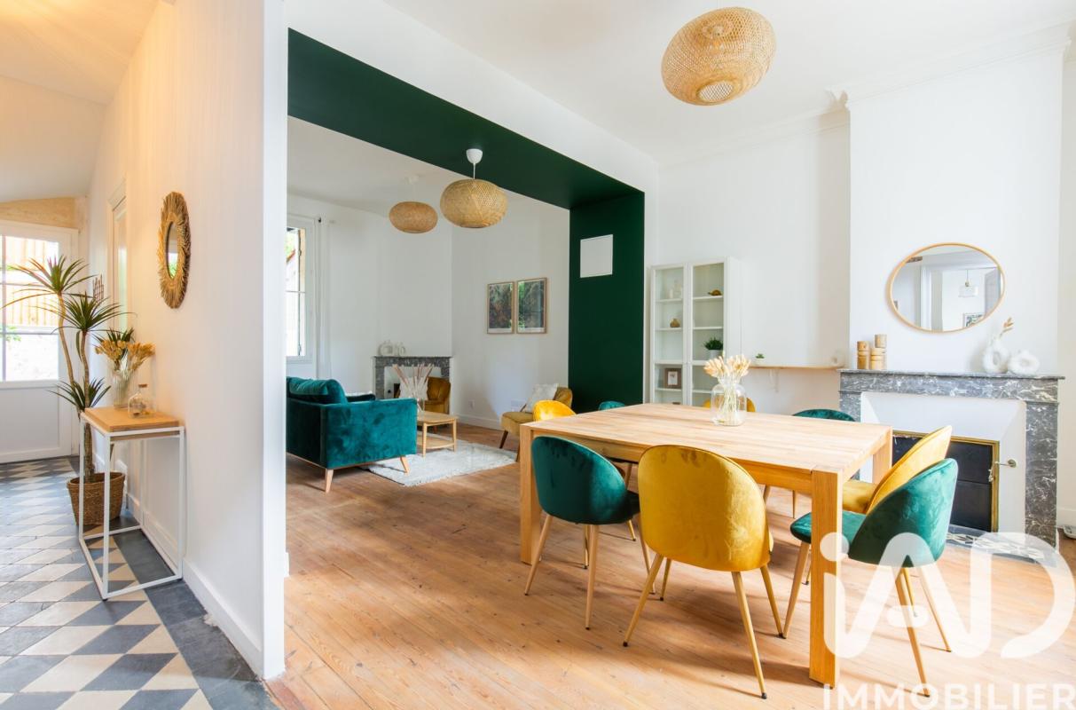 Maison 8 Pièce(s) Bordeaux