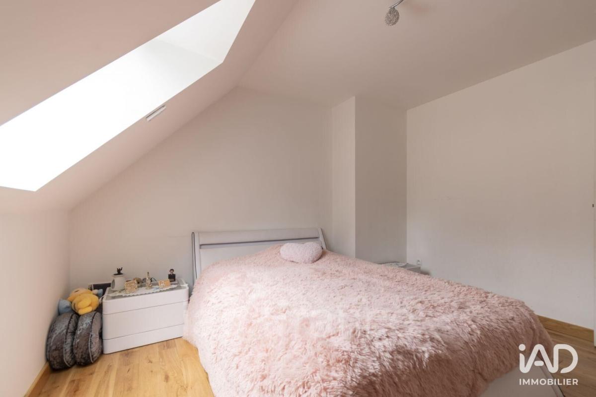 Maison 8 Pièce(s) Bonnières-sur-Seine