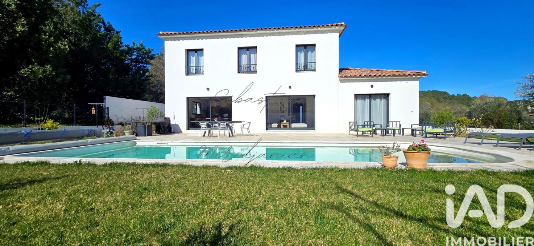 Maison 5 Pièce(s) La Crau