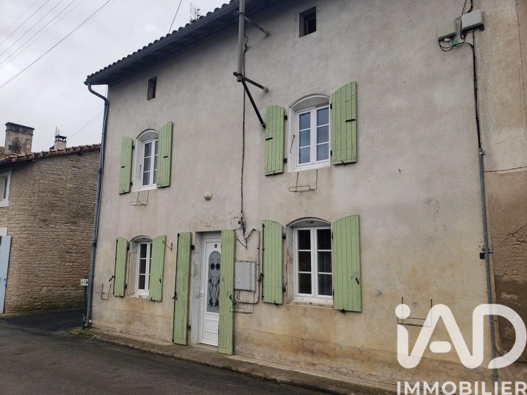 Maison 4 Pièce(s) Villefagnan - Photo 25