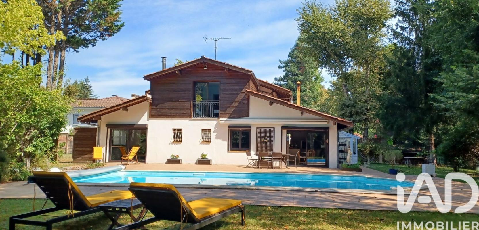 Maison 6 Pièce(s) Le Pian-Médoc - Photo 1
