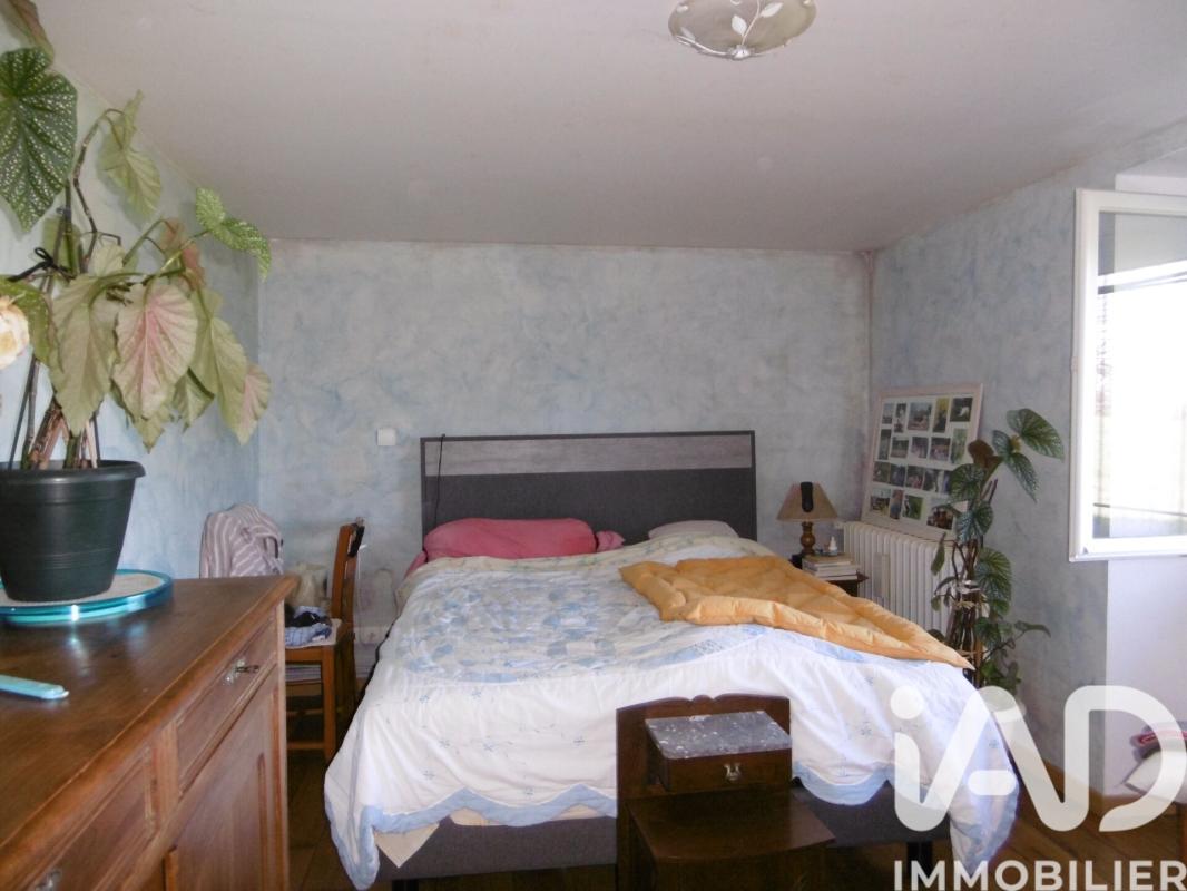 Maison 3 Pièce(s) Saint-Pardoux-le-Lac - Photo 10