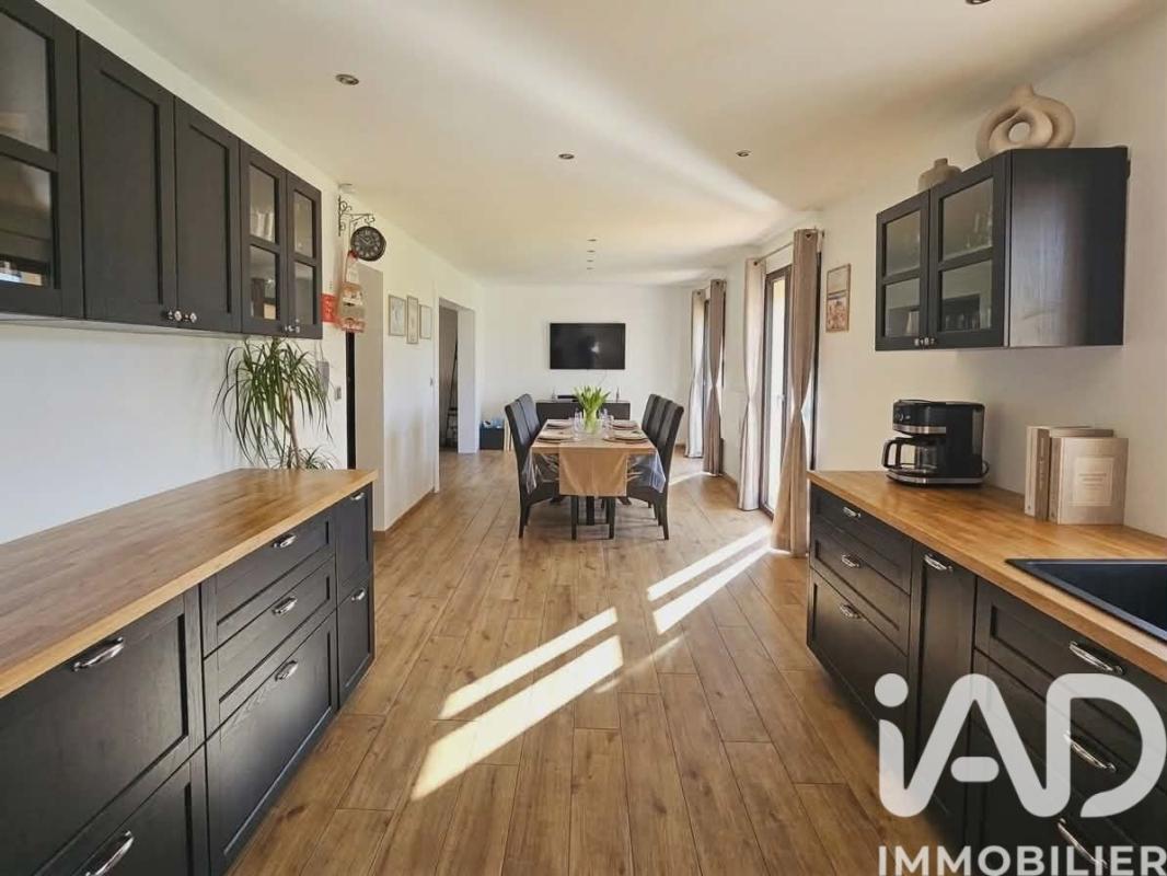 Maison 6 Pièce(s) Merville