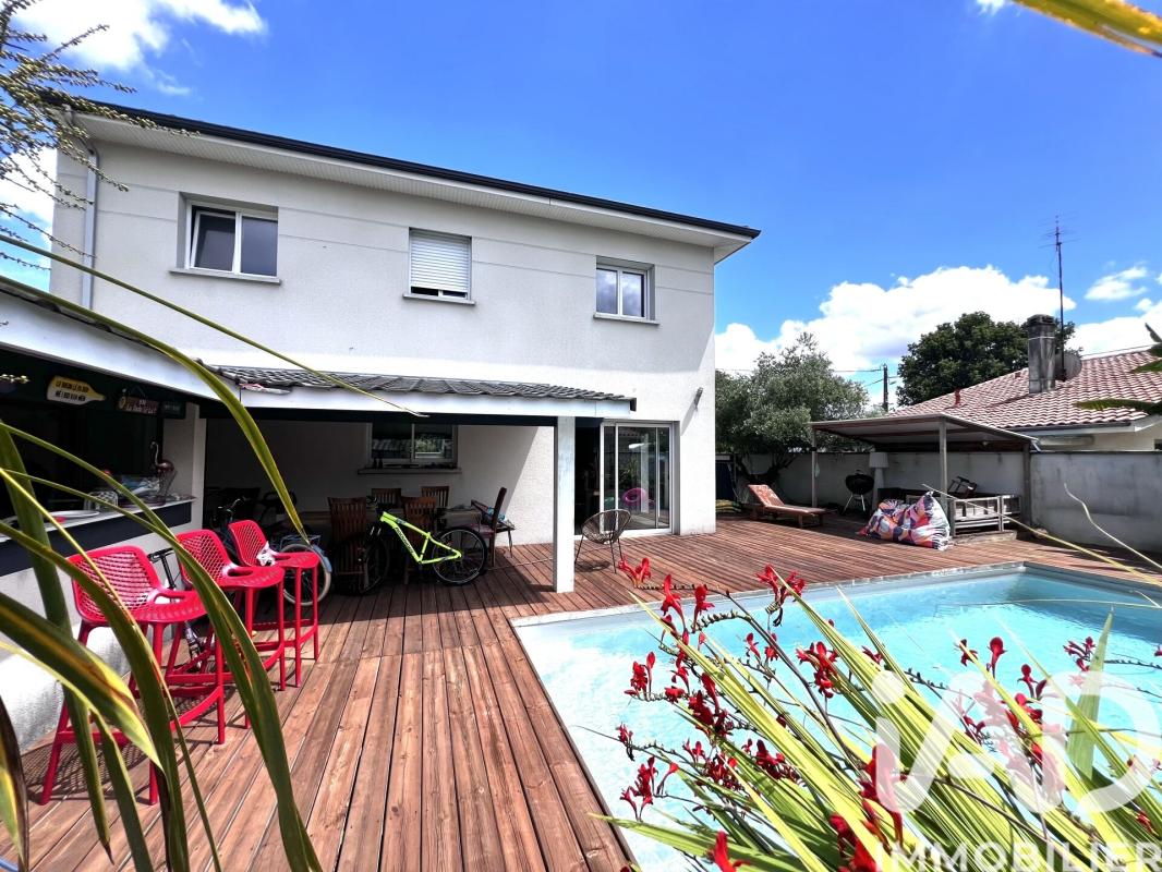 Maison 5 Pièce(s) Parempuyre