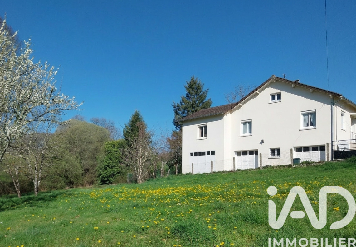 Maison 4 Pièce(s) Saint-Victurnien