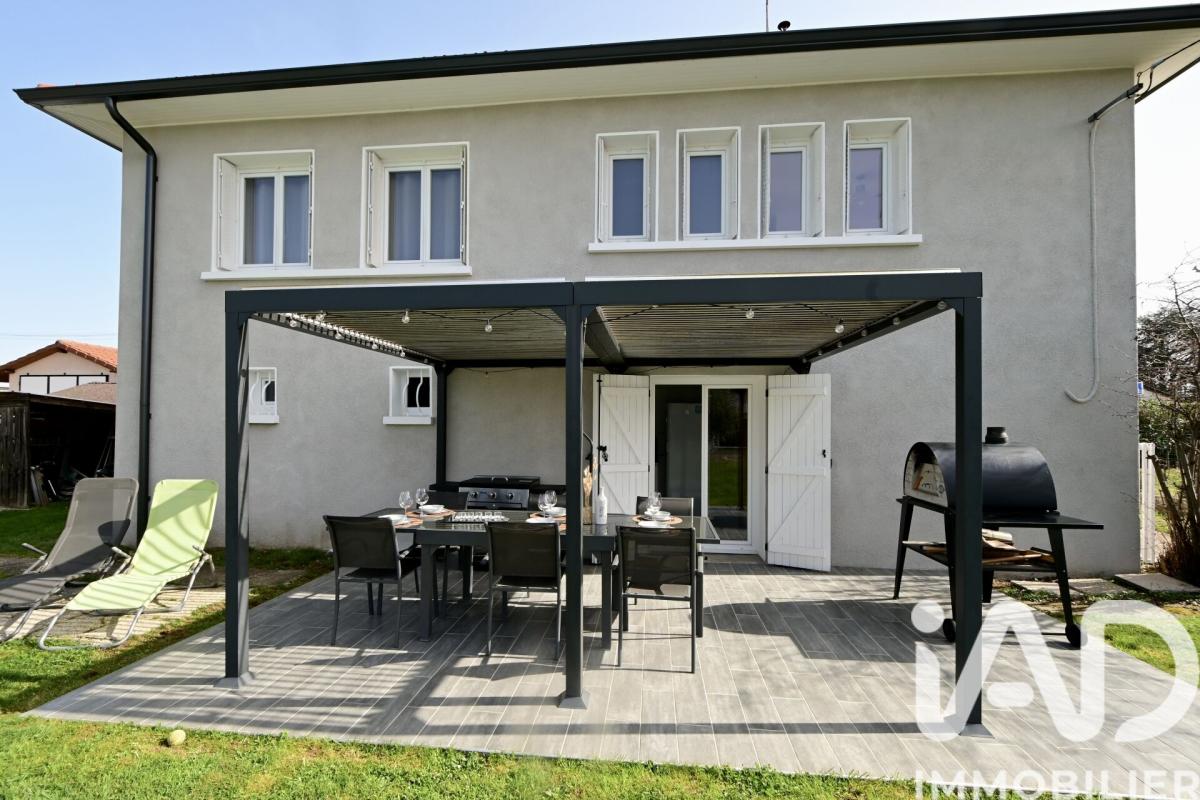 Maison 5 Pièce(s) Saint-Bonnet-de-Mure