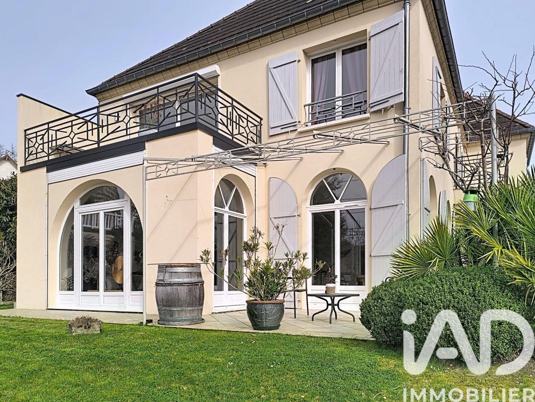 Maison 7 Pièce(s) Verrières-le-Buisson