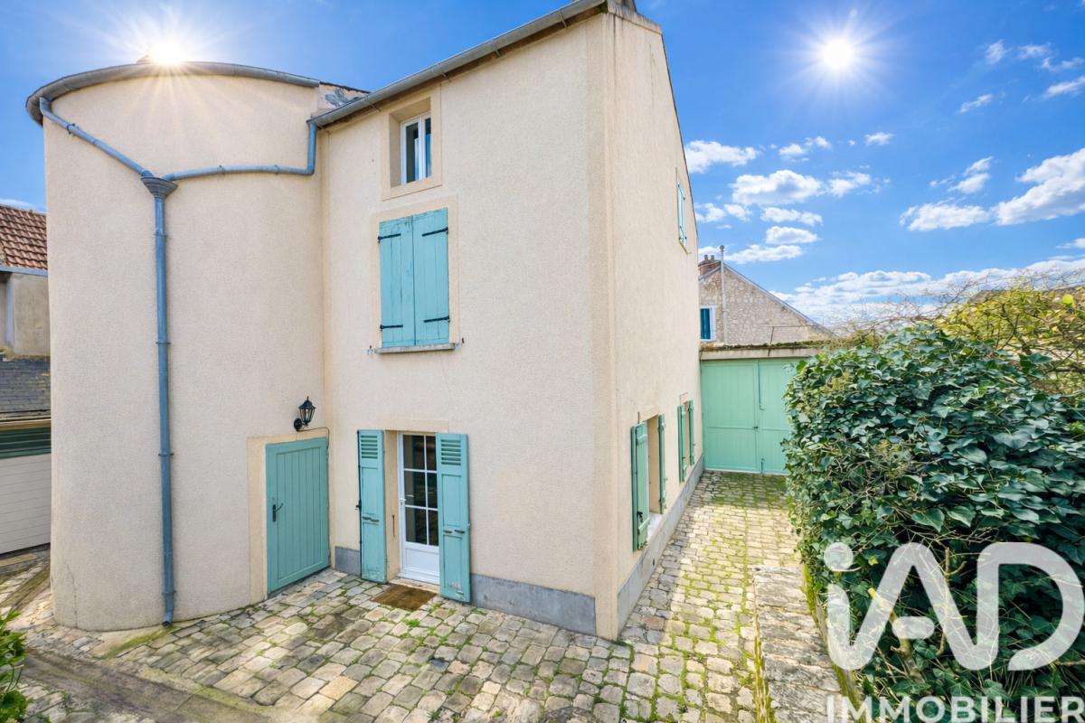 Maison 7 Pièce(s) Étréchy
