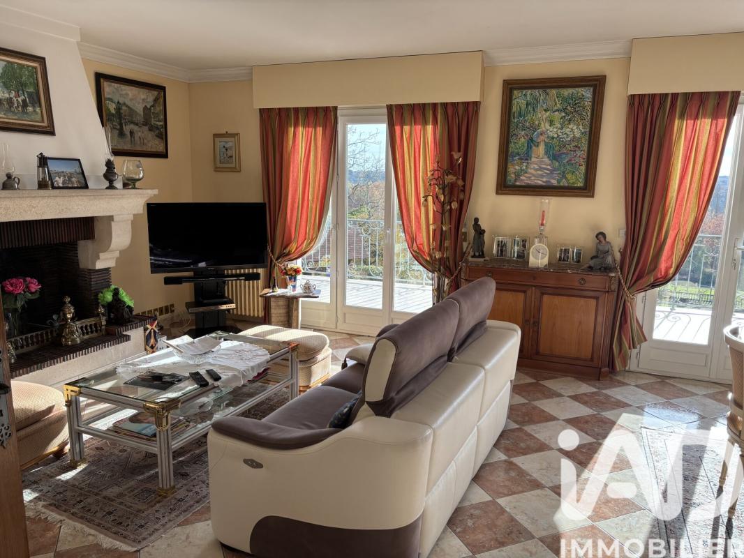 Maison 11 Pièce(s) Saint-Fargeau-Ponthierry - Photo 3