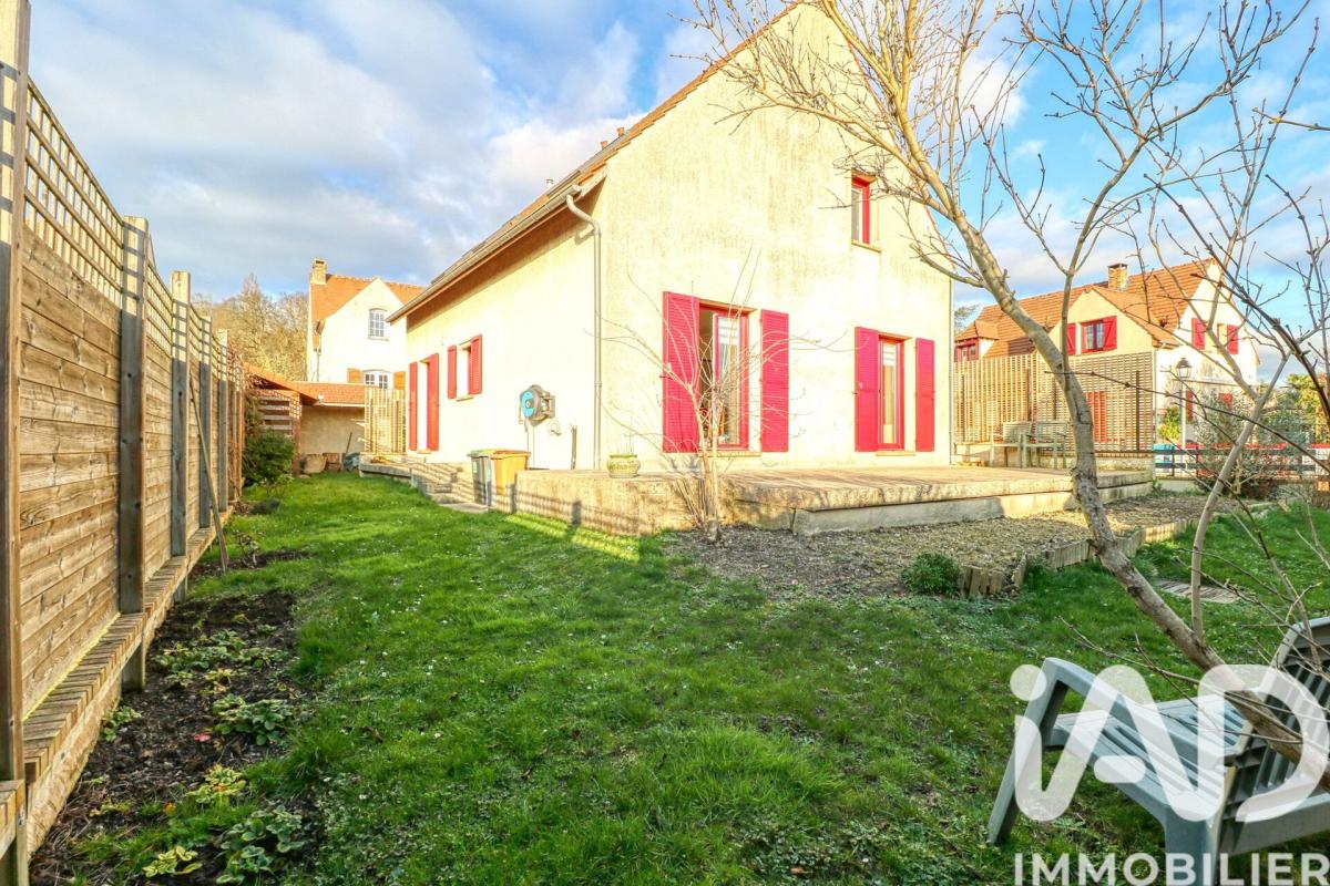 Maison 8 Pièce(s) Saint-Prix