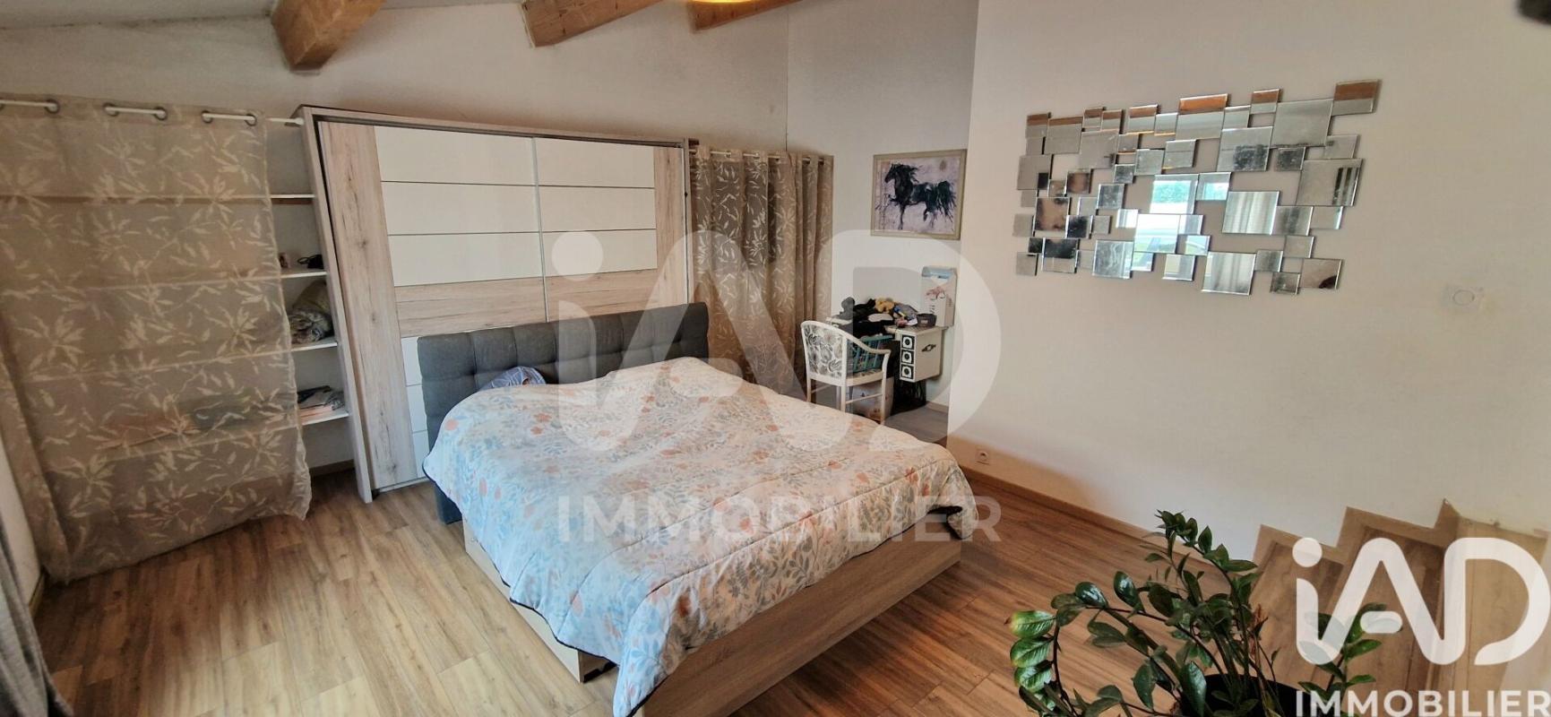 Villa 5 Pièce(s) Beauvoisin