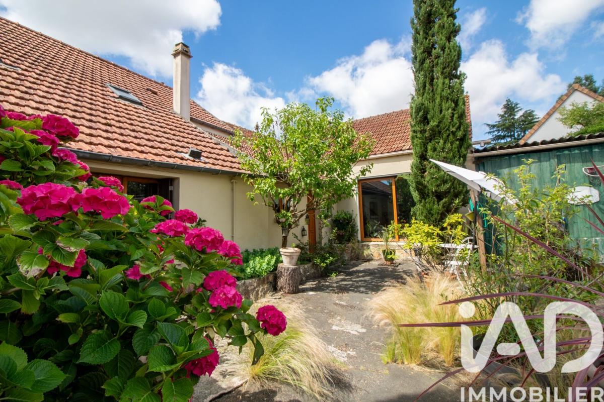 Maison 7 Pièce(s) Neauphle-le-Château